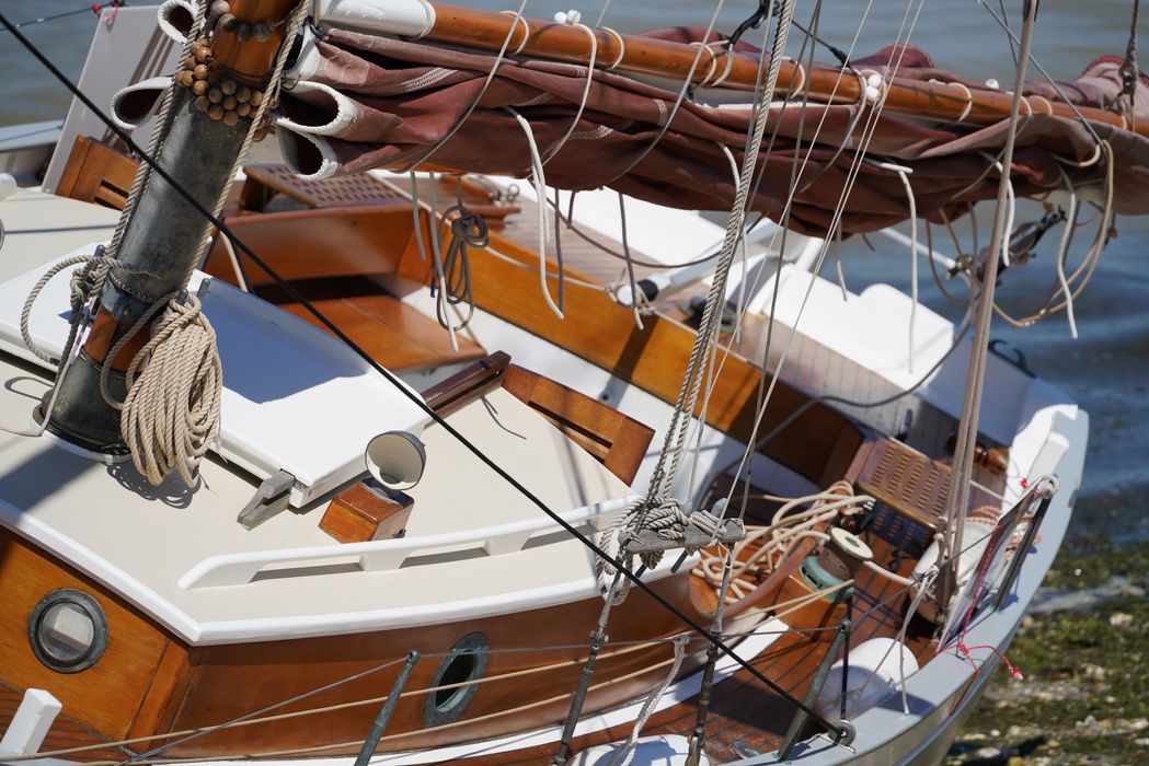 bateau de plaisance : canot, MN 6463, dit 'Petit salé'