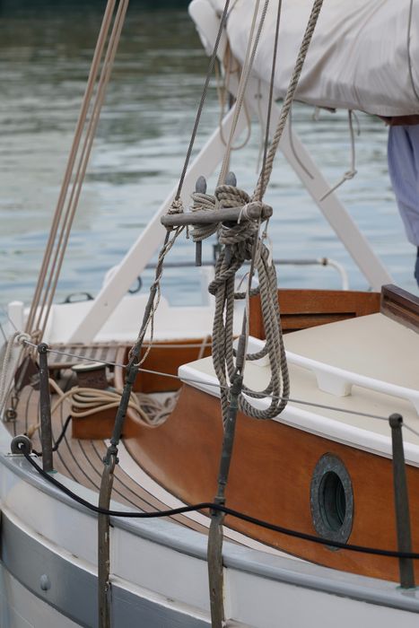 bateau de plaisance : canot, MN 6463, dit 'Petit salé'