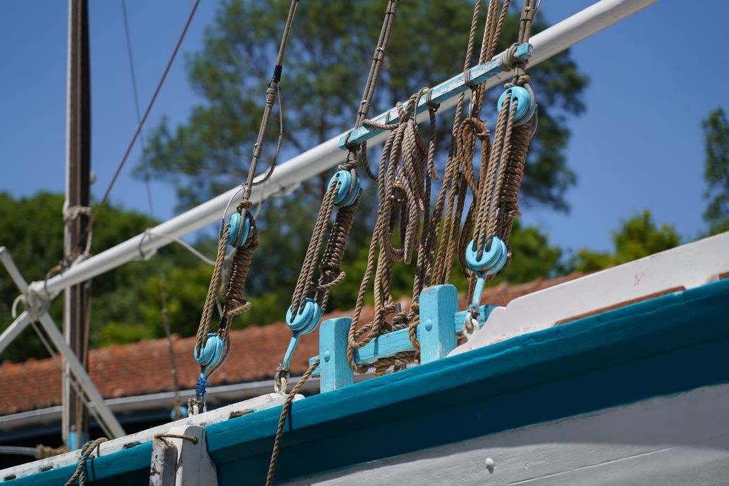 bateau de pêche, sloop mytilicole à dérive dit Notre-Dame-de-la-Clarté (de la baie de l'Aiguillon)