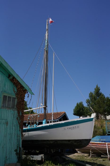 bateau de pêche, sloop mytilicole à dérive dit Notre-Dame-de-la-Clarté (de la baie de l'Aiguillon)