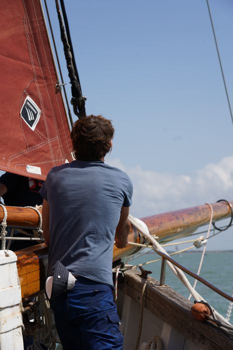 bateau de plaisance : ketch aurique de grande croisière, ex-harenguier (588807 H) dit Notre-Dame-des-Flots