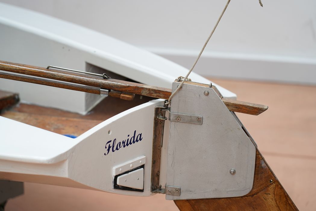 bateau de plaisance : Charl'o, dériveur léger en solitaire du type Moth Florida
