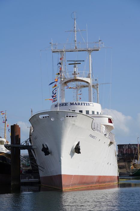 bateau météorologique (frégate) : France I