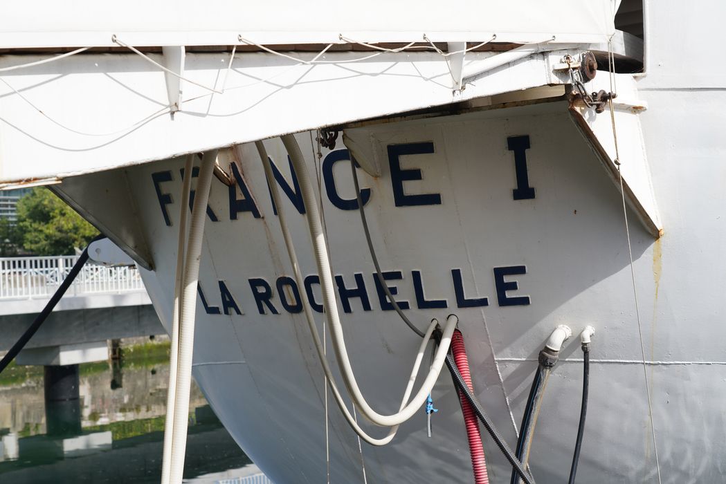 bateau météorologique (frégate) : France I