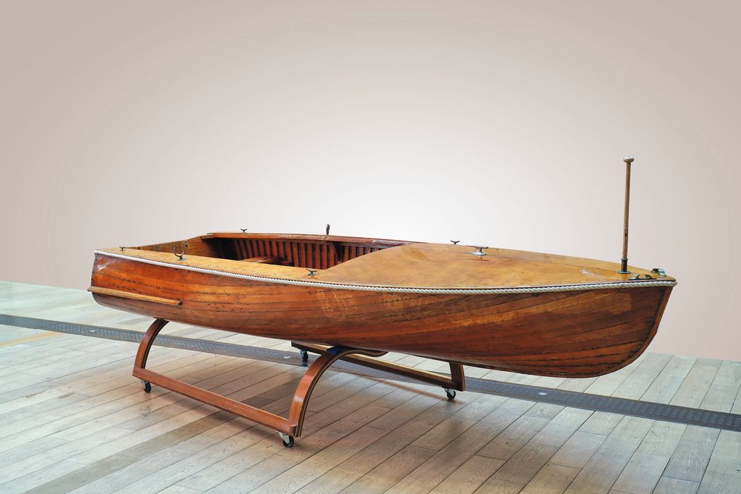 bateau de plaisance : Josette, canot à moteur hors-bord de type Dinghy Kirié