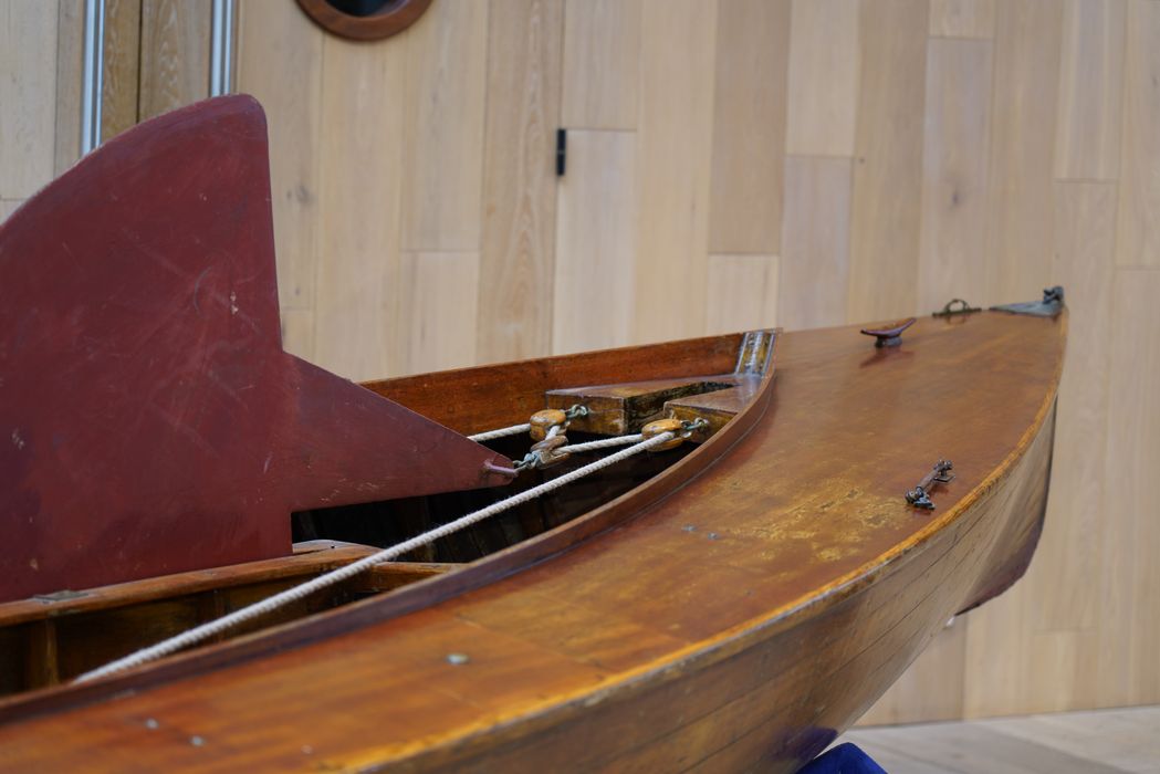 bateau de plaisance : Mitrandir, dériveur de type yole olympique