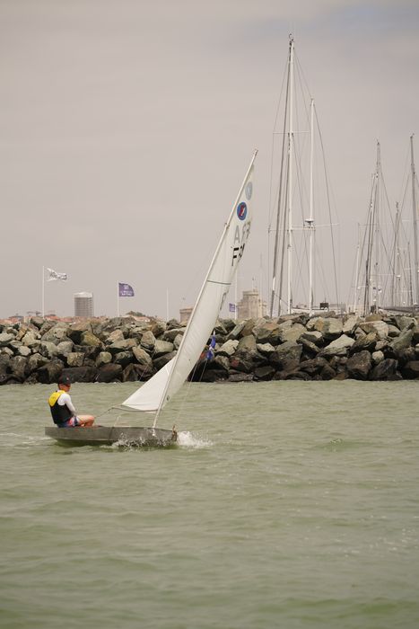 bateau de plaisance : N'oublie Jamais, dériveur léger solitaire