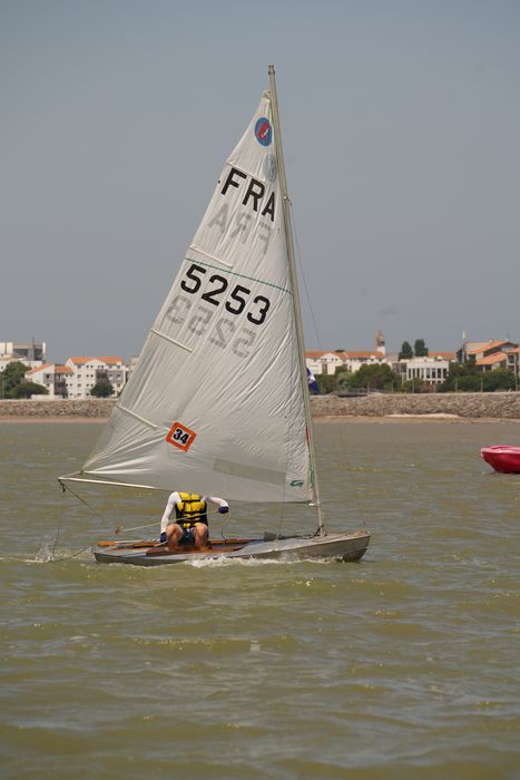 bateau de plaisance : N'oublie Jamais, dériveur léger solitaire