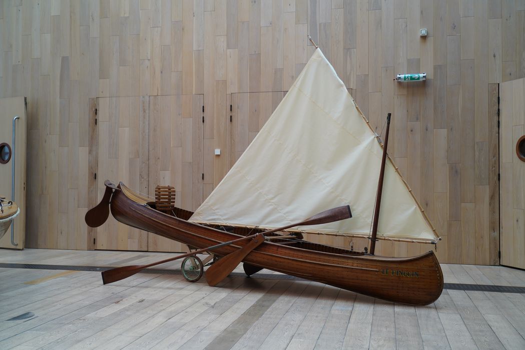 bateau de plaisance : Pingoin, canoë à voile de type Canadien