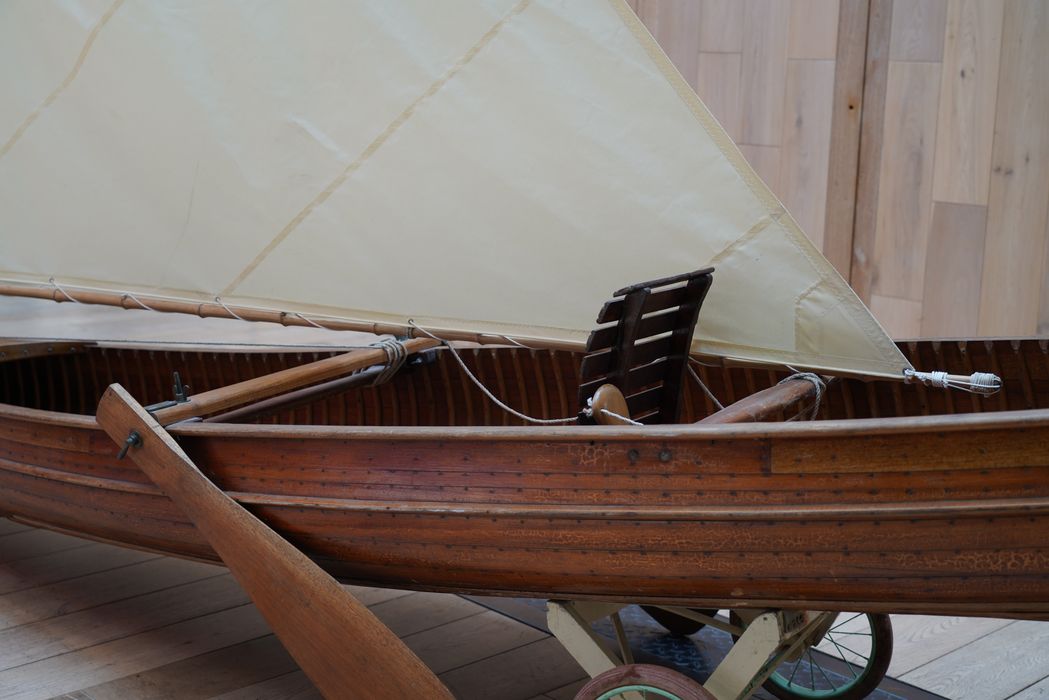 bateau de plaisance : Pingoin, canoë à voile de type Canadien