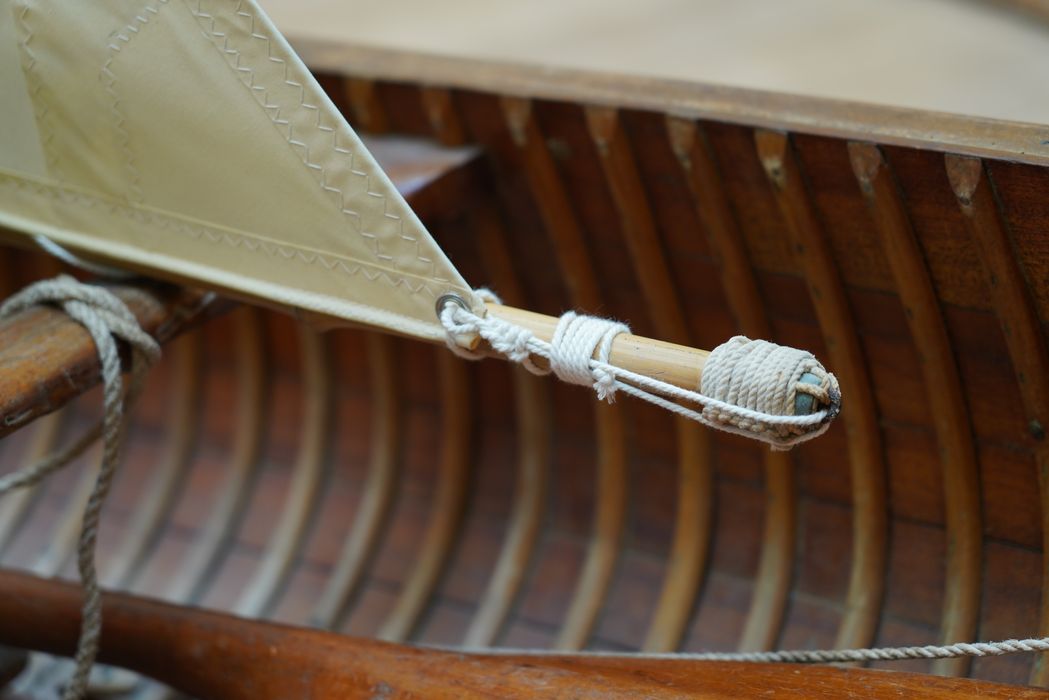 bateau de plaisance : Pingoin, canoë à voile de type Canadien