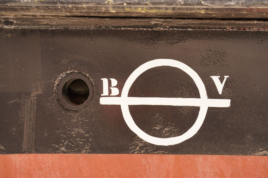 bateau de service : remorqueur portuaire et de haute mer dit Le Saint Gilles