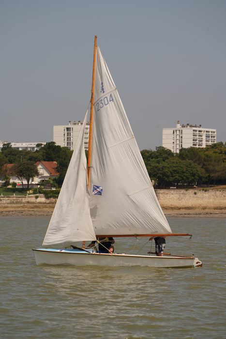 bateau de plaisance : Sigrid, dériveur léger en double de type Caneton 57
