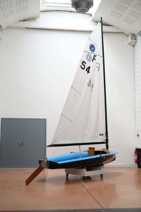 bateau de plaisance : Mothquito, dériveur léger solitaire de type Moth Lanaverre