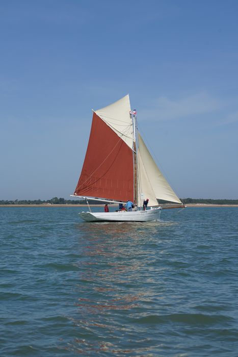bateau La Flèche, bac ostréicole mixte gréé en sloop