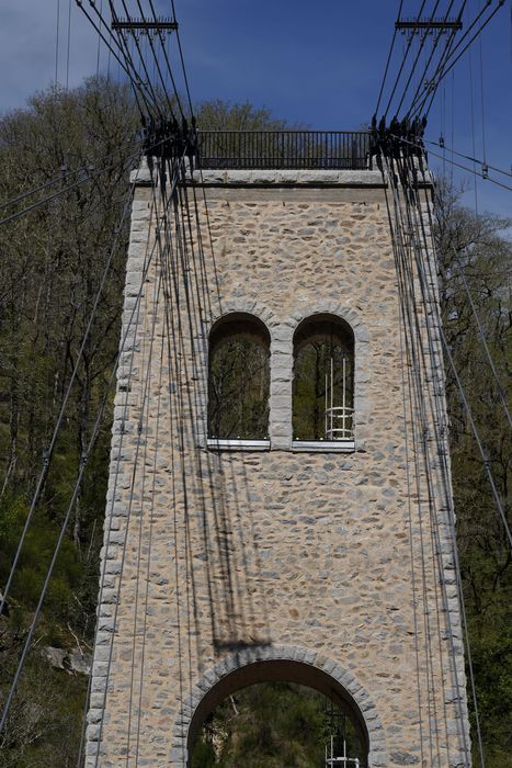 vue partielle du pylône côté Lapleau