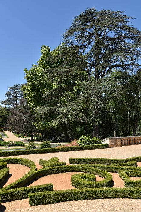 parterre (art topiaire), broderies