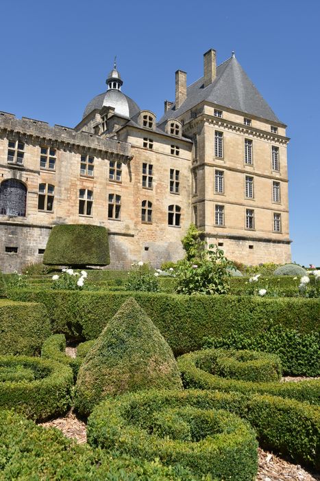 broderies (art topiaire), vue Est du Châteaux