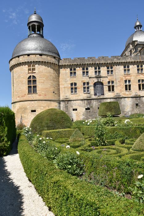 broderies (art topiaire), vue Est du Châteaux