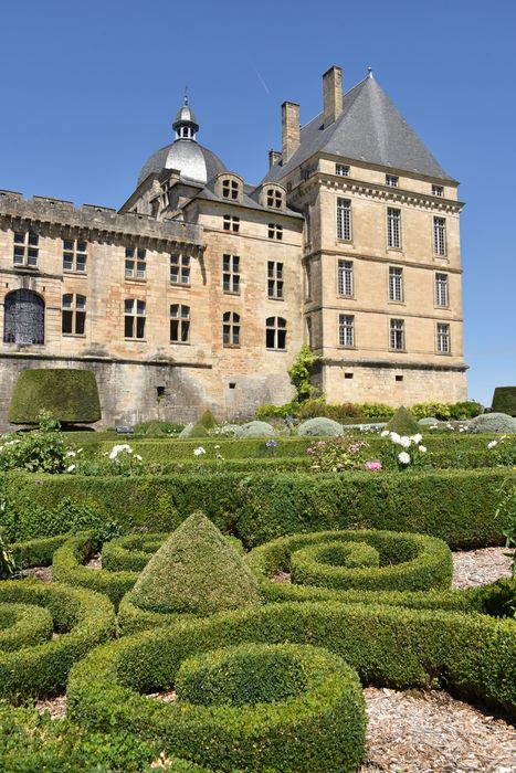 broderies (art topiaire), vue Est du Châteaux