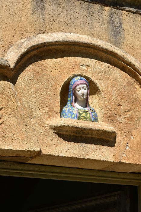 sculpture : buste Sainte Figure