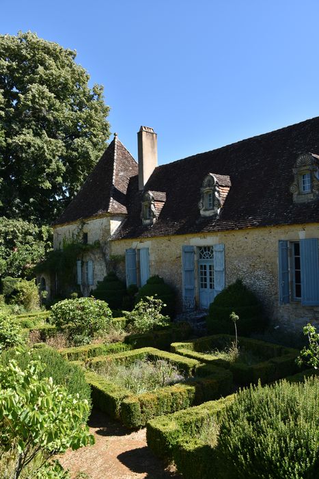 broderies (art topiaire), logis