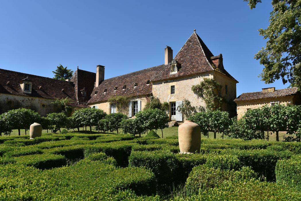 broderies (art topiaire), logis