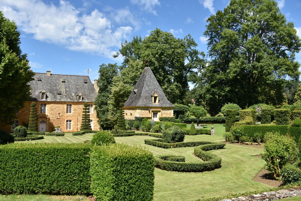 parterre (art topiaire), vue partielle du manoir