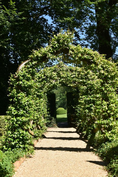chemin des charmilles