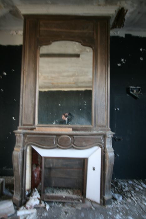 2e étage, cheminée