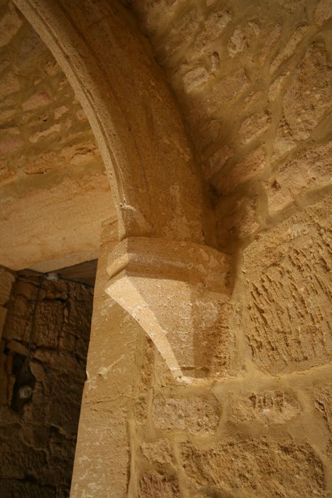 escalier à vis, voûte, détail d’une console