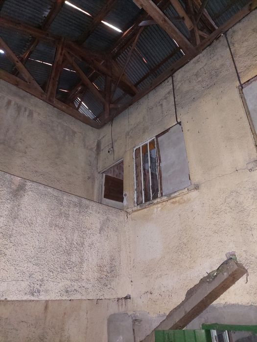 espace intérieur, vue partielle