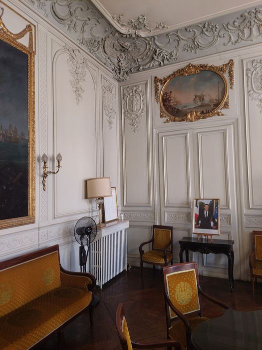 grand salon, vue partielle du décor