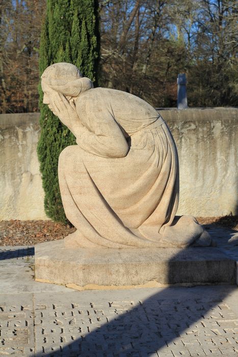 vue partielle du monument