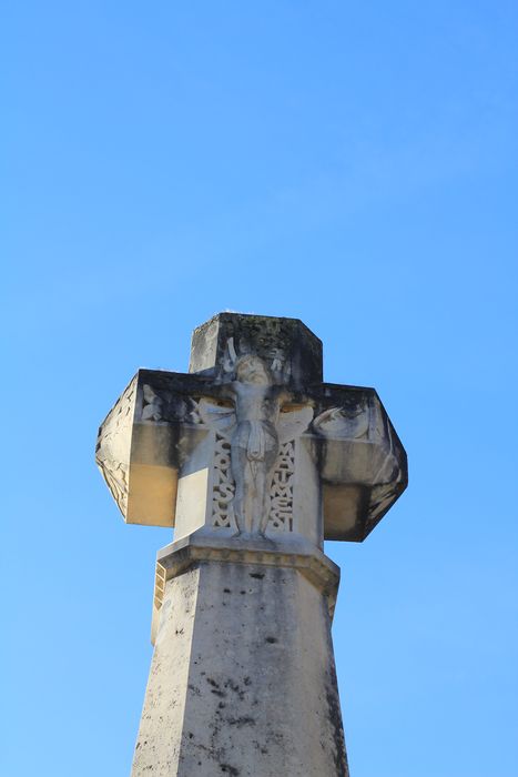 vue partielle du monument