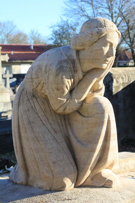 vue partielle du monument