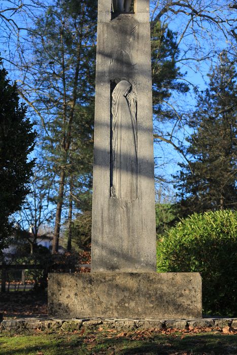 vue partielle du monument