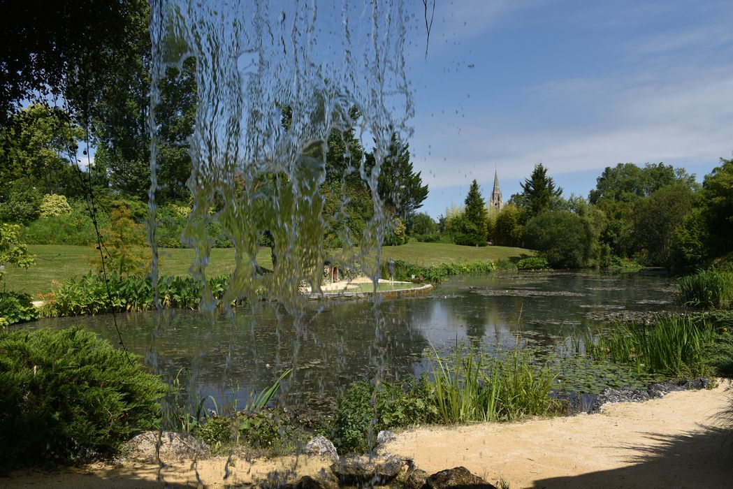 bassin d‘eau, cascatelle