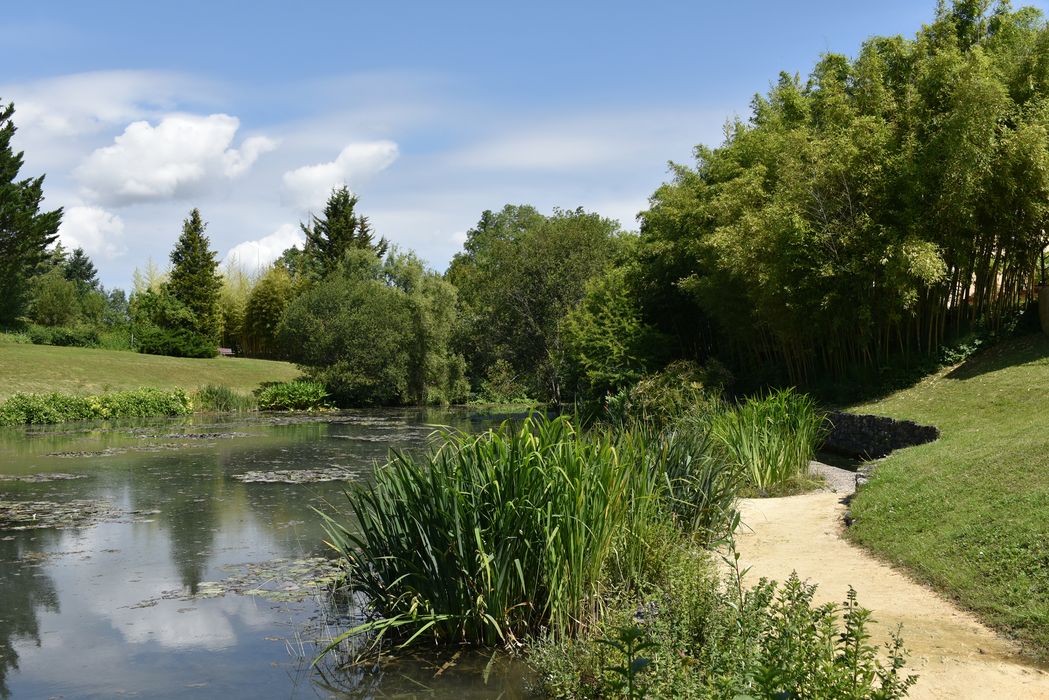 chemin du bassin d’eau