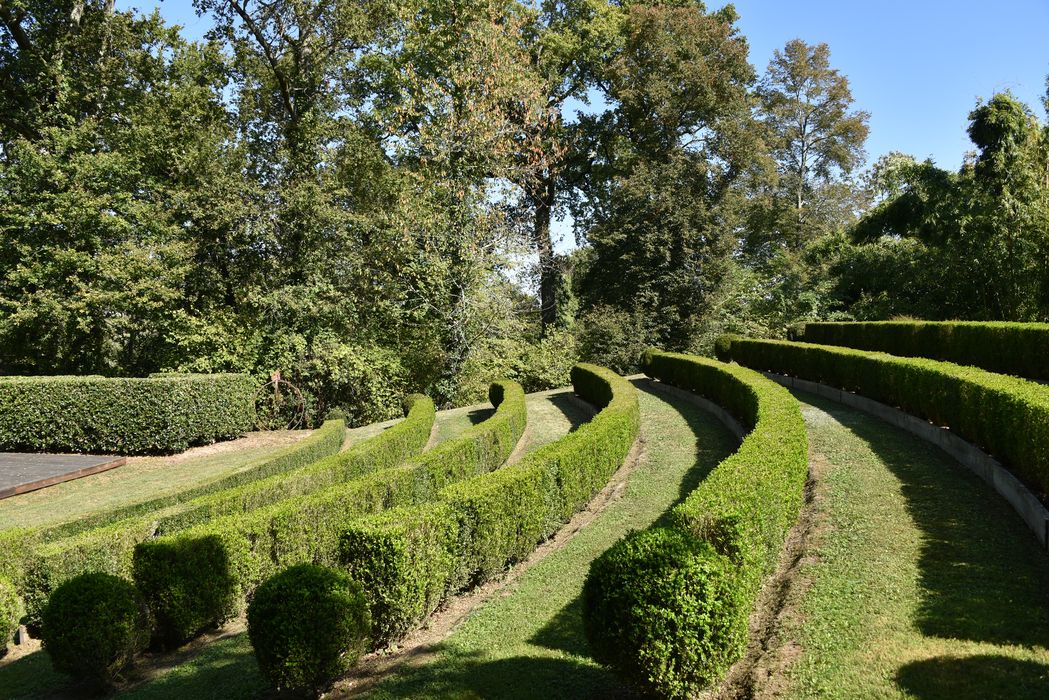 théâtre de verdure, broderies (art topiaire)