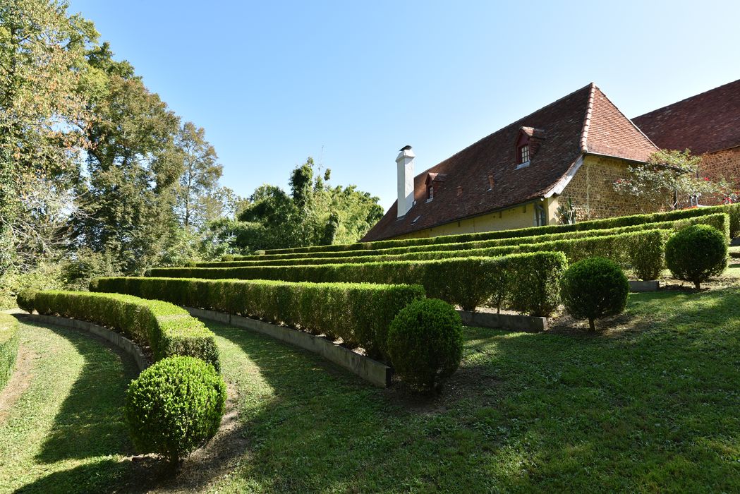 théâtre de verdure, broderies (art topiaire)