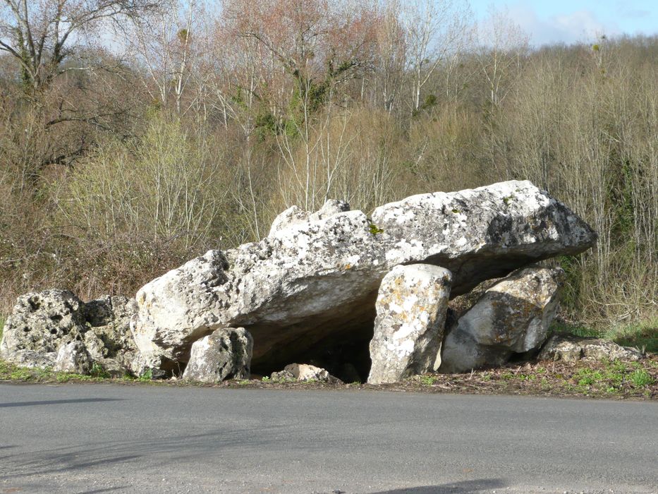vue générale du dolmen