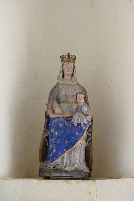 statue : Vierge à l’Enfant