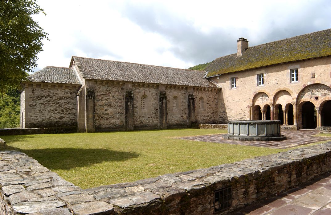 Ancienne abbaye Sainte-Foy