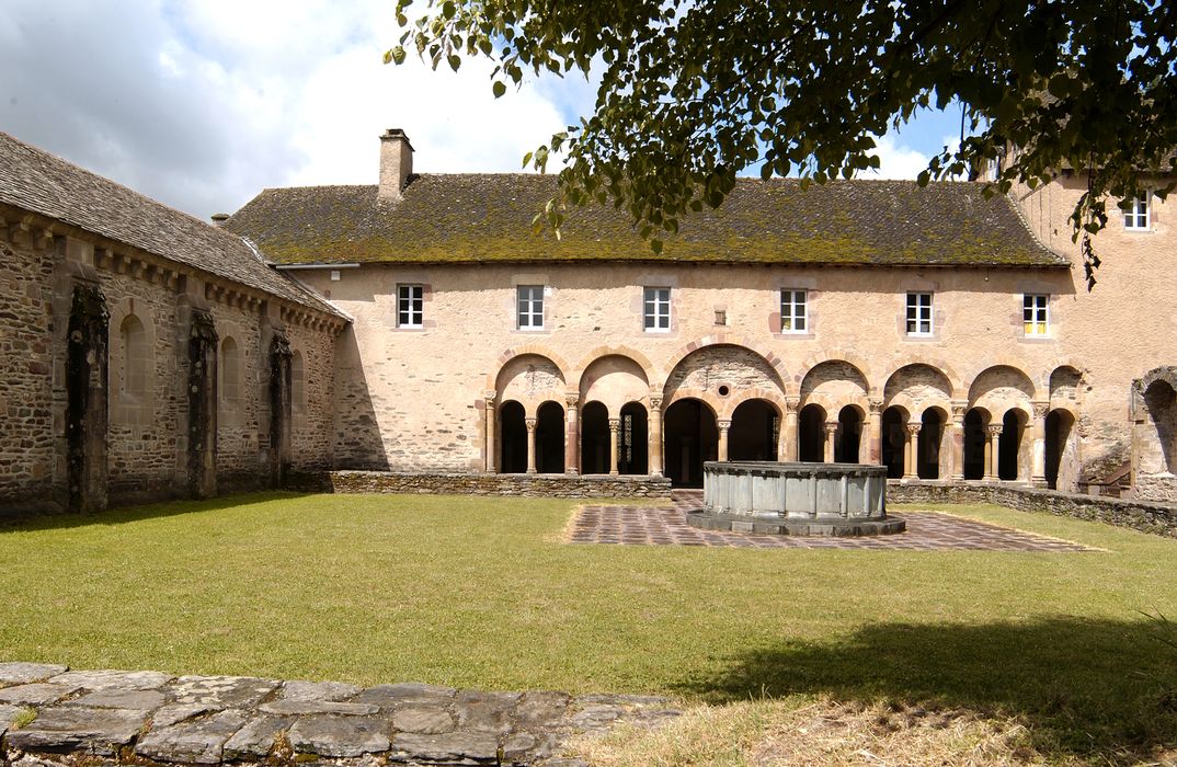 Ancienne abbaye Sainte-Foy