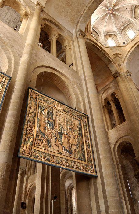 Pièce murale : sainte Foy devant Dacien