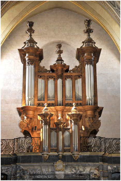 Orgue de tribune : buffet d'orgue