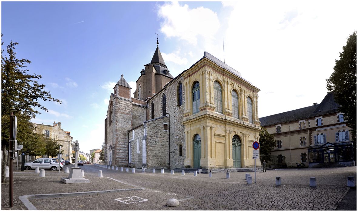 Cathédrale Notre-Dame-de-la-Sède : Ensemble nord-est, vue générale