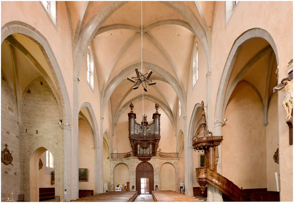 Eglise (ancienne cathédrale) : Nef, vue générale