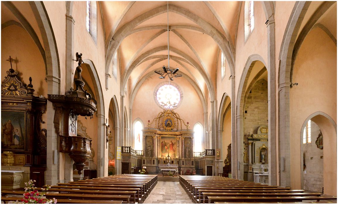 Eglise (ancienne cathédrale) : Nef, vue générale